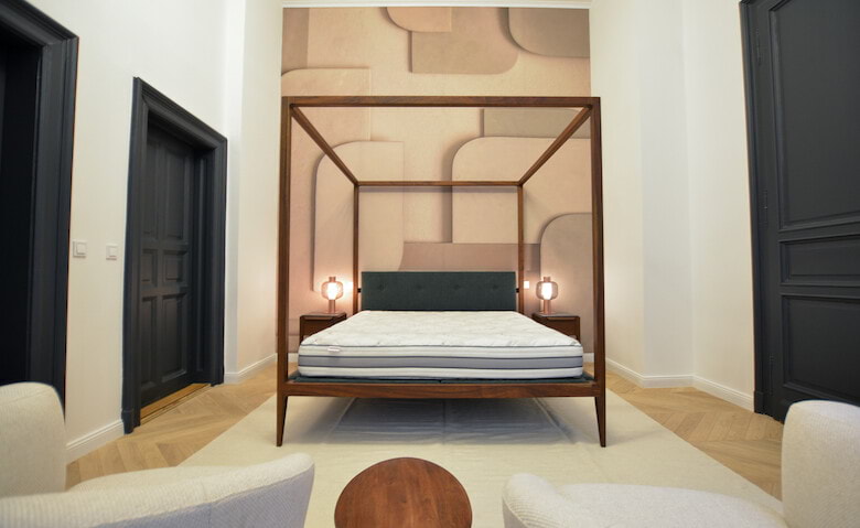 Top notch apartment by an award winning interior designer
