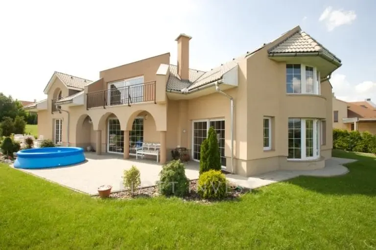 Unique villa house in a newbuilt residential park