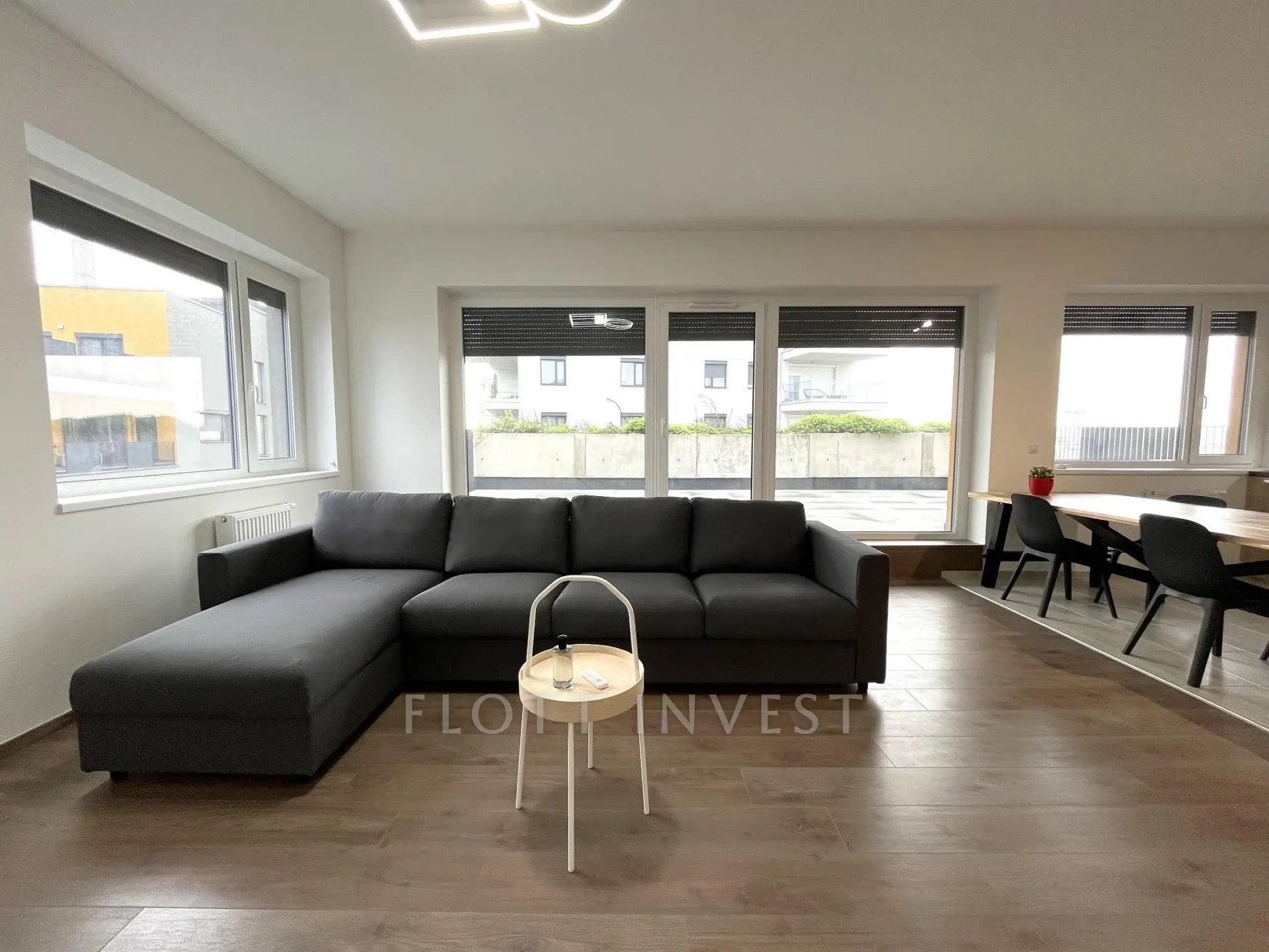 3-bedr apartment for rent with big terrace
