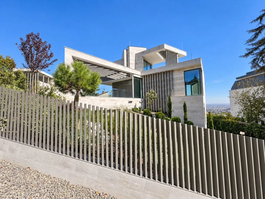 Modern Panoráma Villa