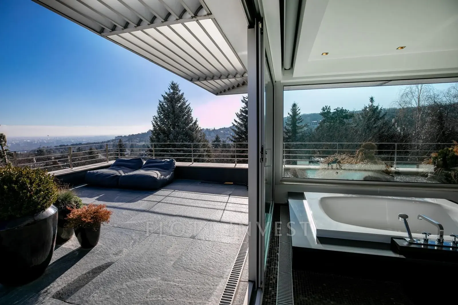Panorámás luxus villa a 2. kerületben