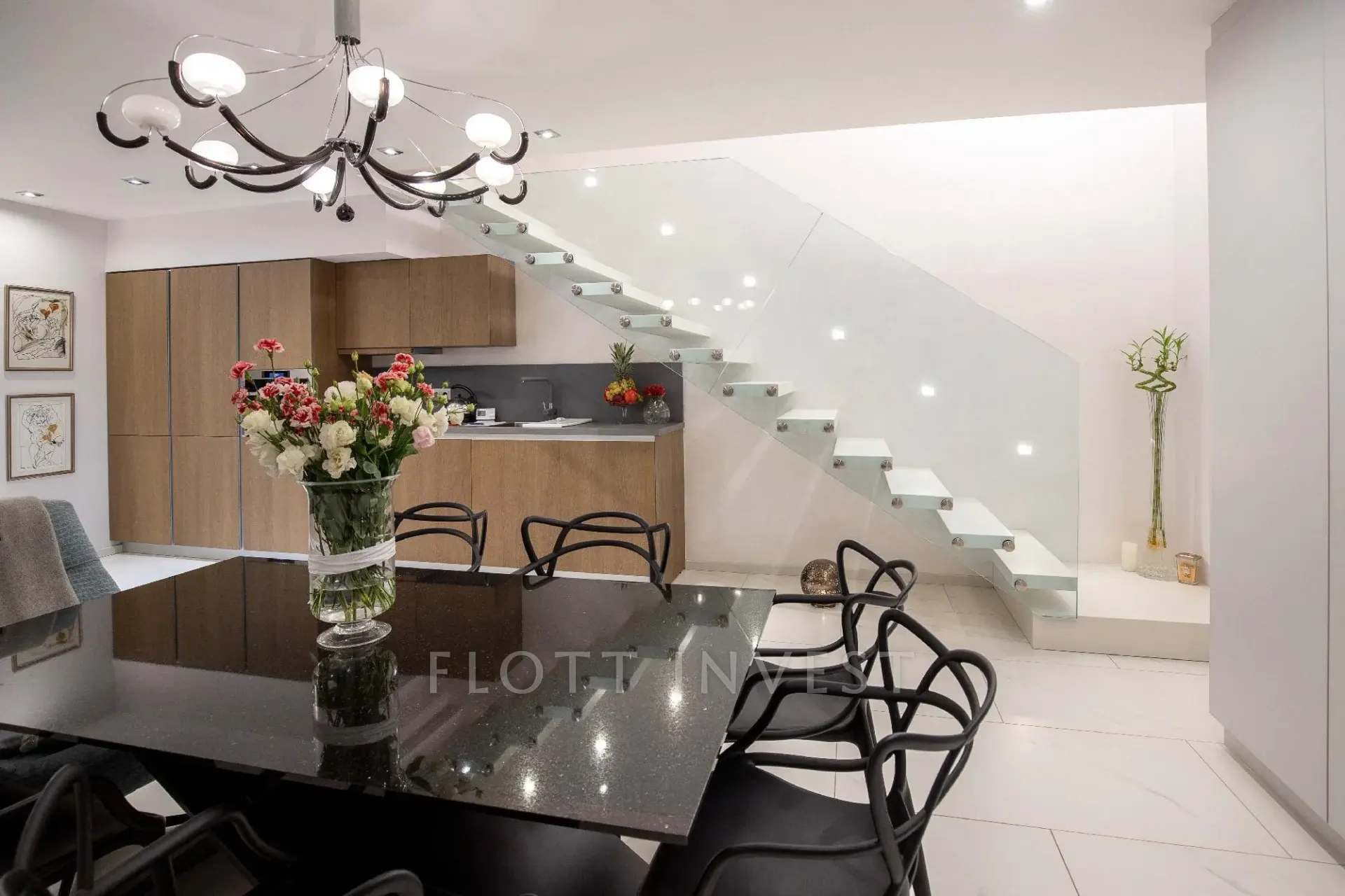 Refurbished apartment near Basilica and Parliament
