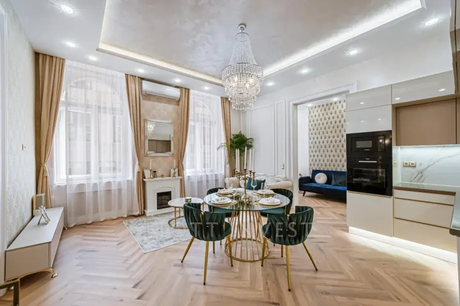 Renovated apartment in the city centre, close to Broadway