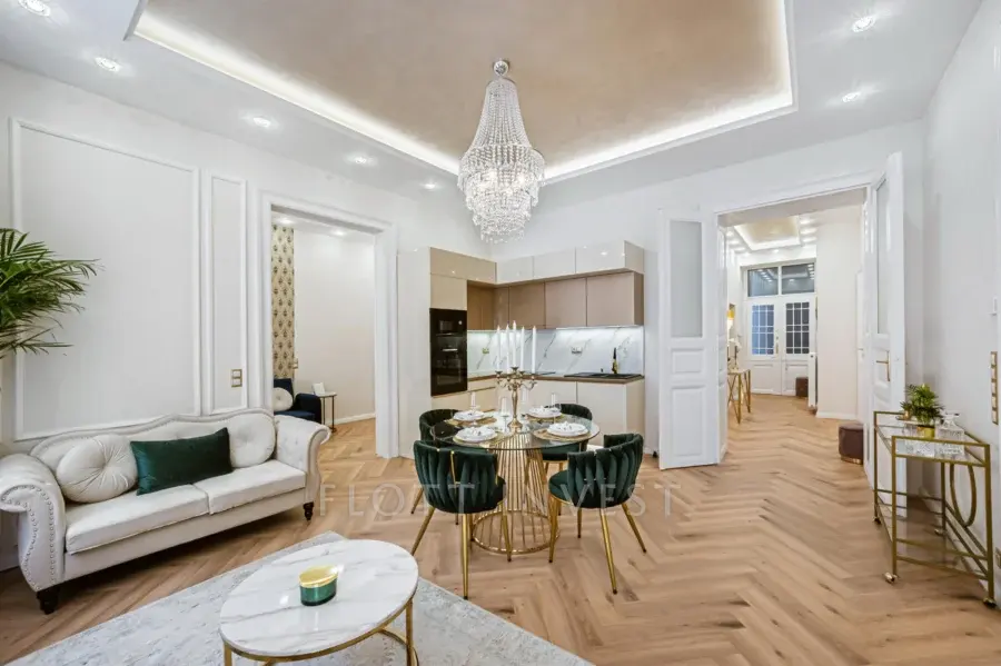 Renovated apartment in the city centre, close to Broadway