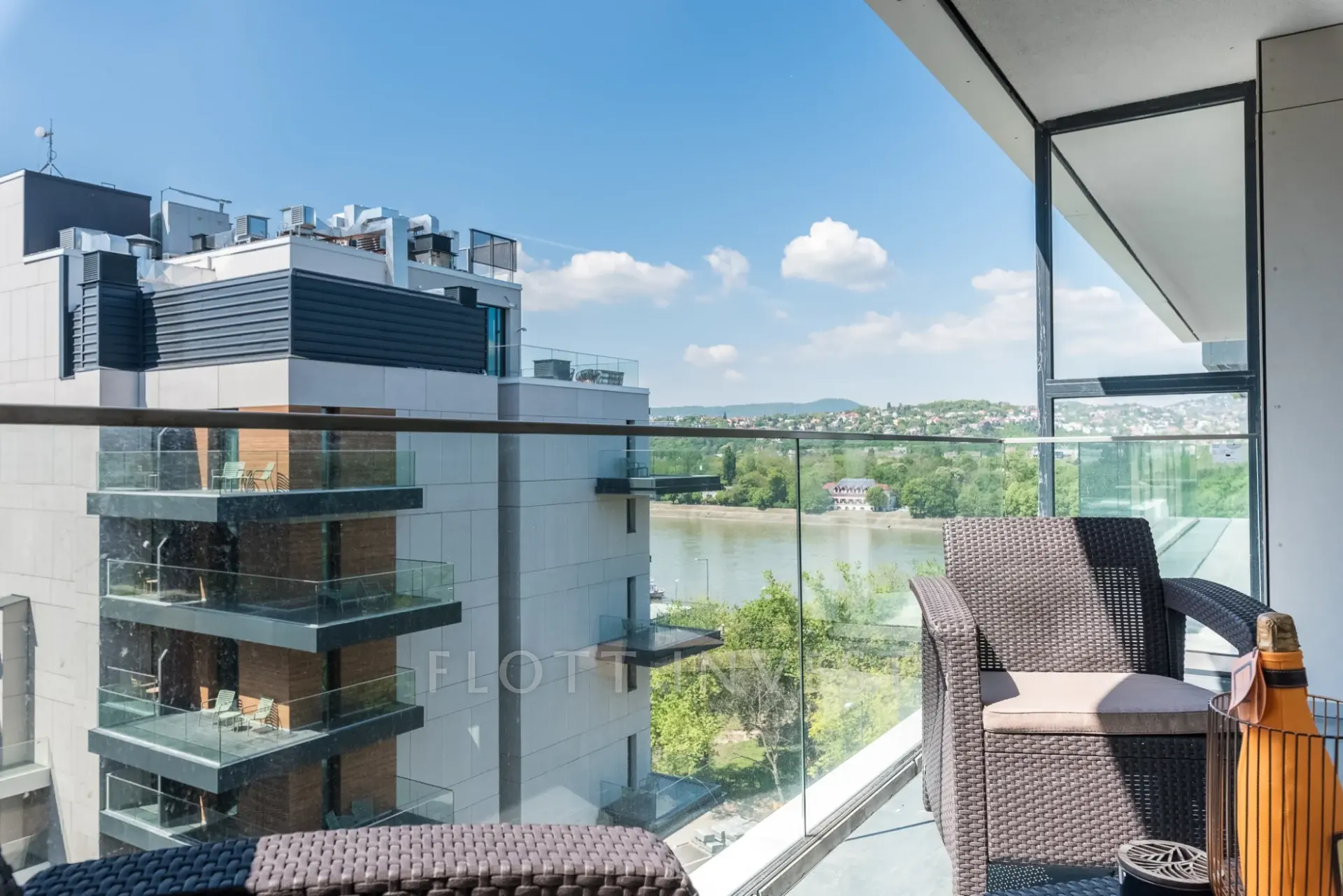 Luxury apartment for rent in Duna Pearl