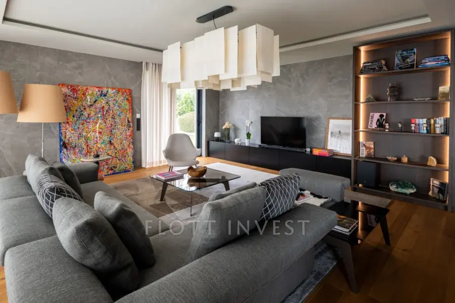 Kétszintes panorámás penthouse Törökvészen