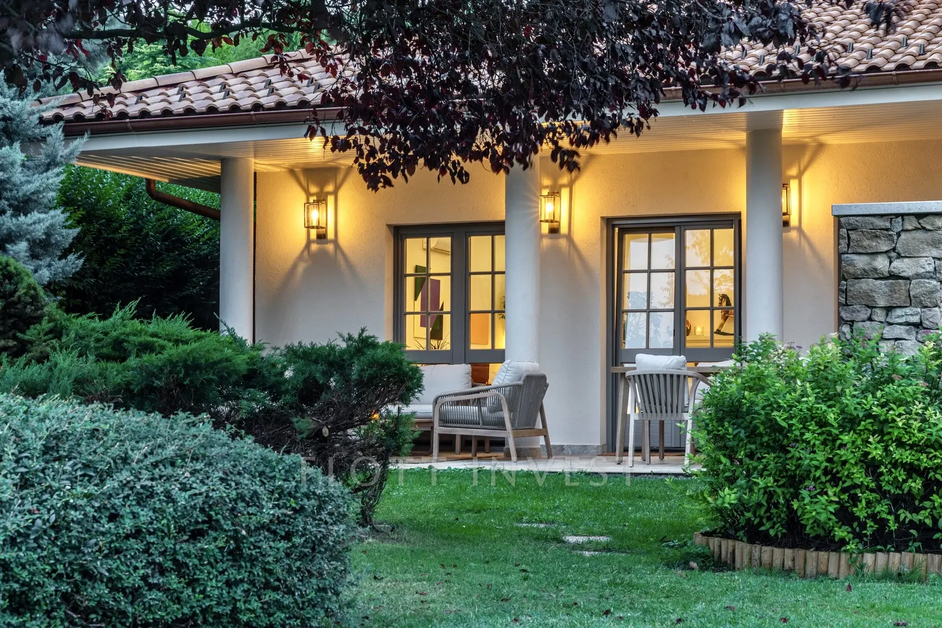 Mediterrán villa Nagykovácsiban