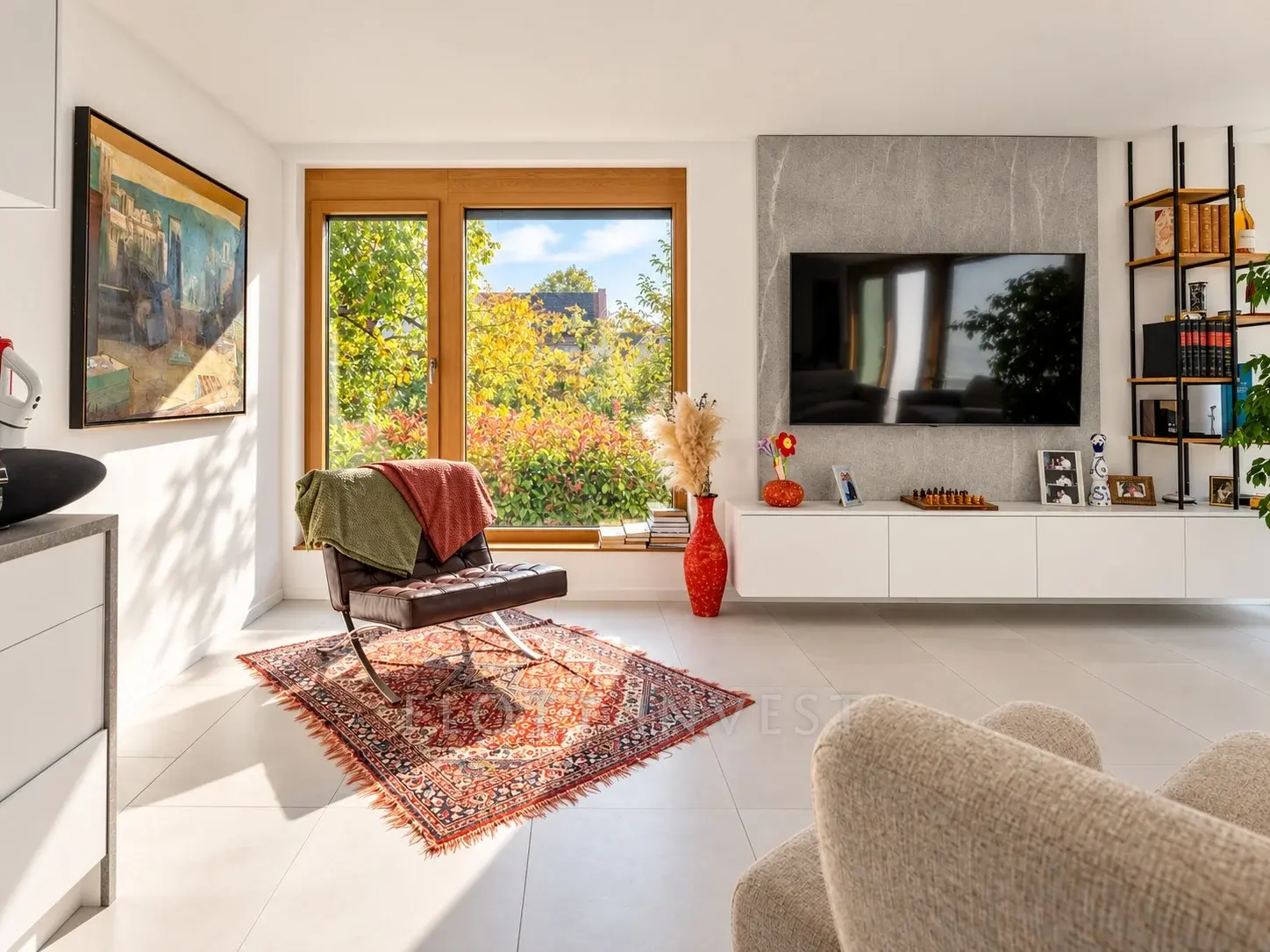 Modern, panorámás családi ház ötállásos garázzsal Hidegkúton