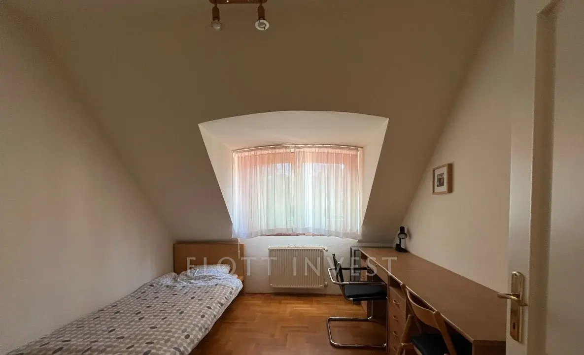 Apartment for rent in the 2nd district of Budapest, in pristine condition.