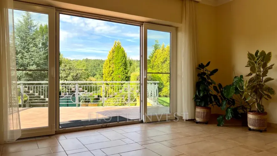 3BR duplex for rent in Buda