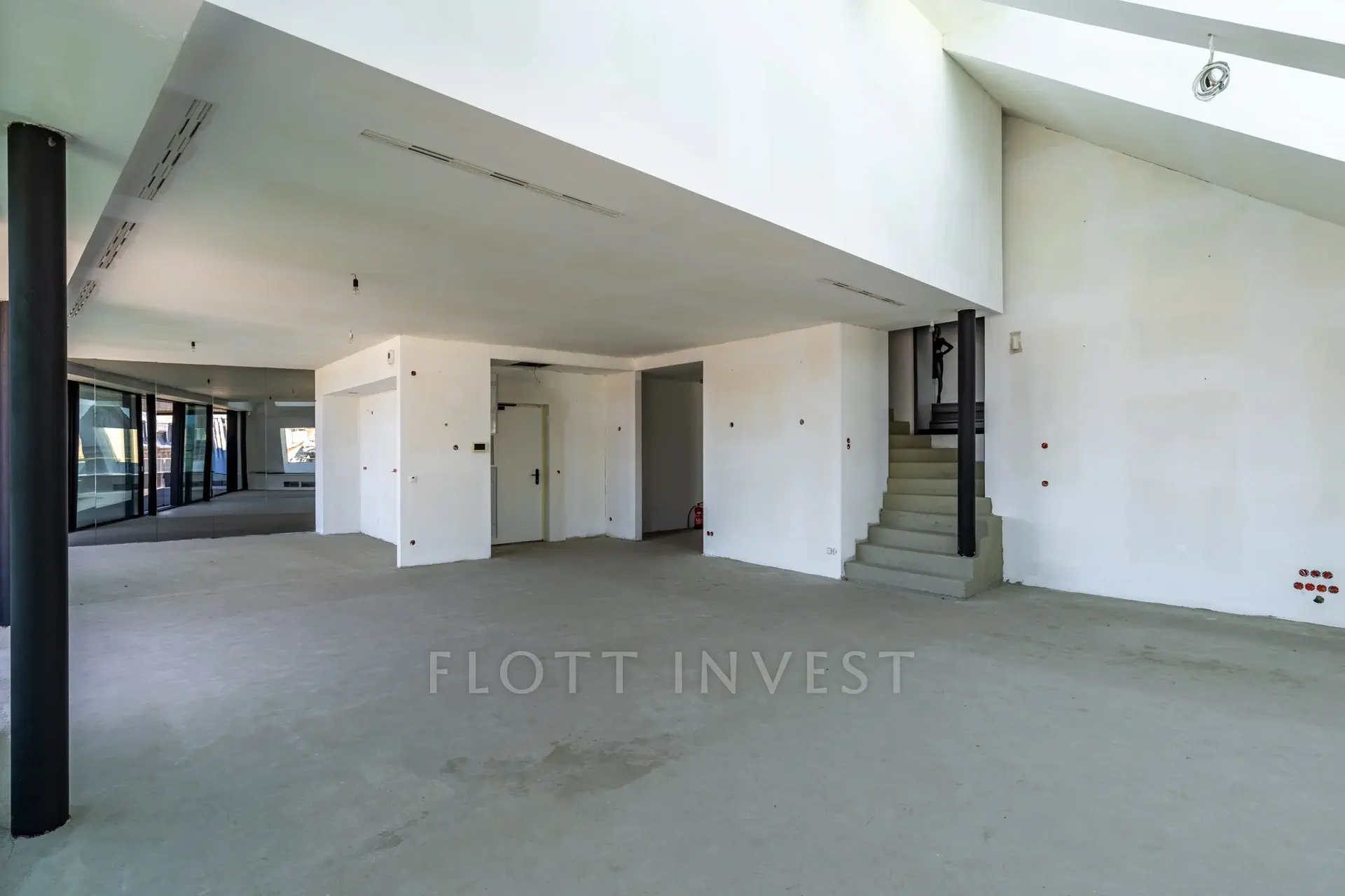 Kétszintes Penthouse Budapest történelmi belvárosa felett