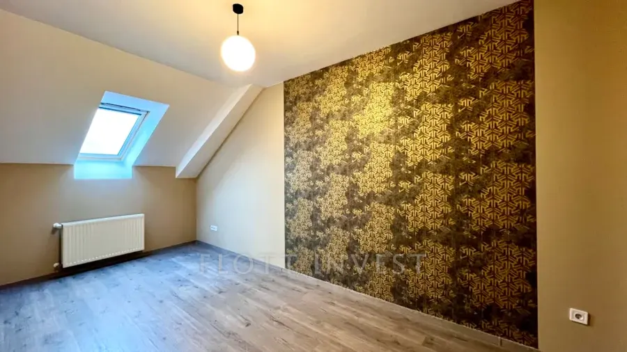 Renovated apartment next to Andrássy Avenue