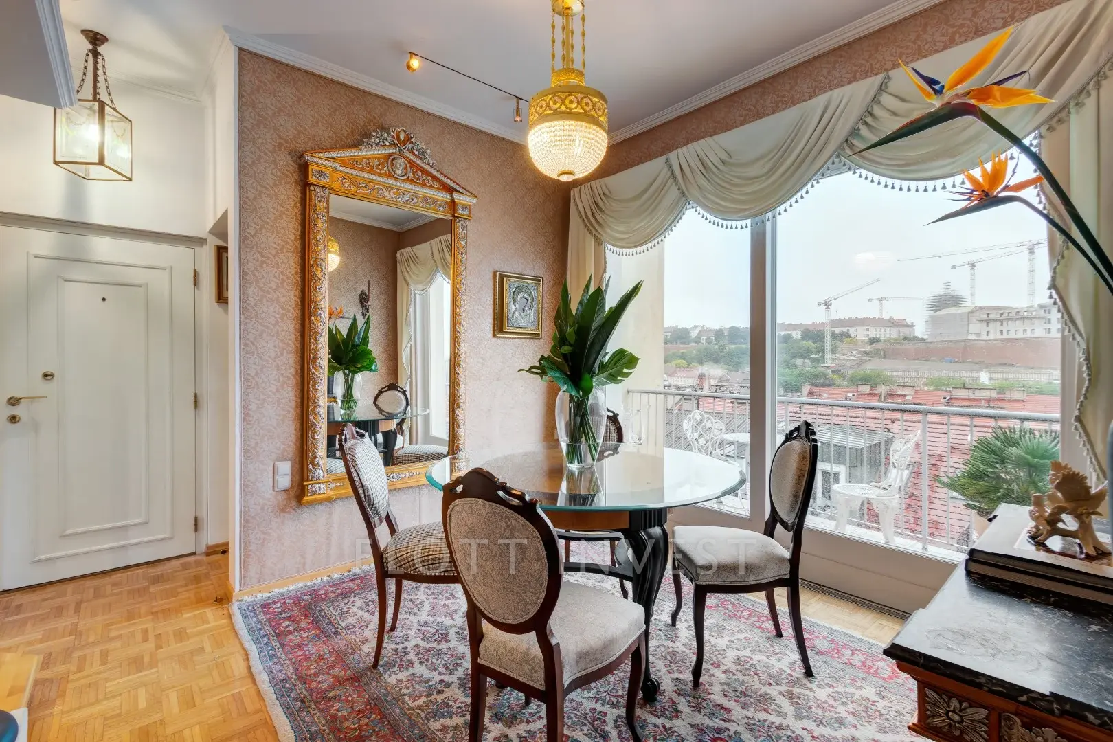 Amazing apartment with breathtaking view