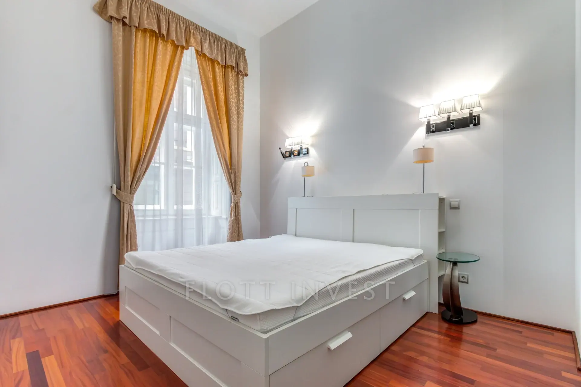 Apartment for rent in luxury surroundings near Chain Bridge