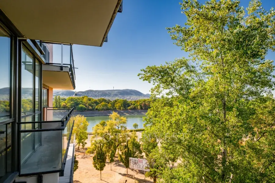 Exkluzív otthon a Riverside lakóparkban