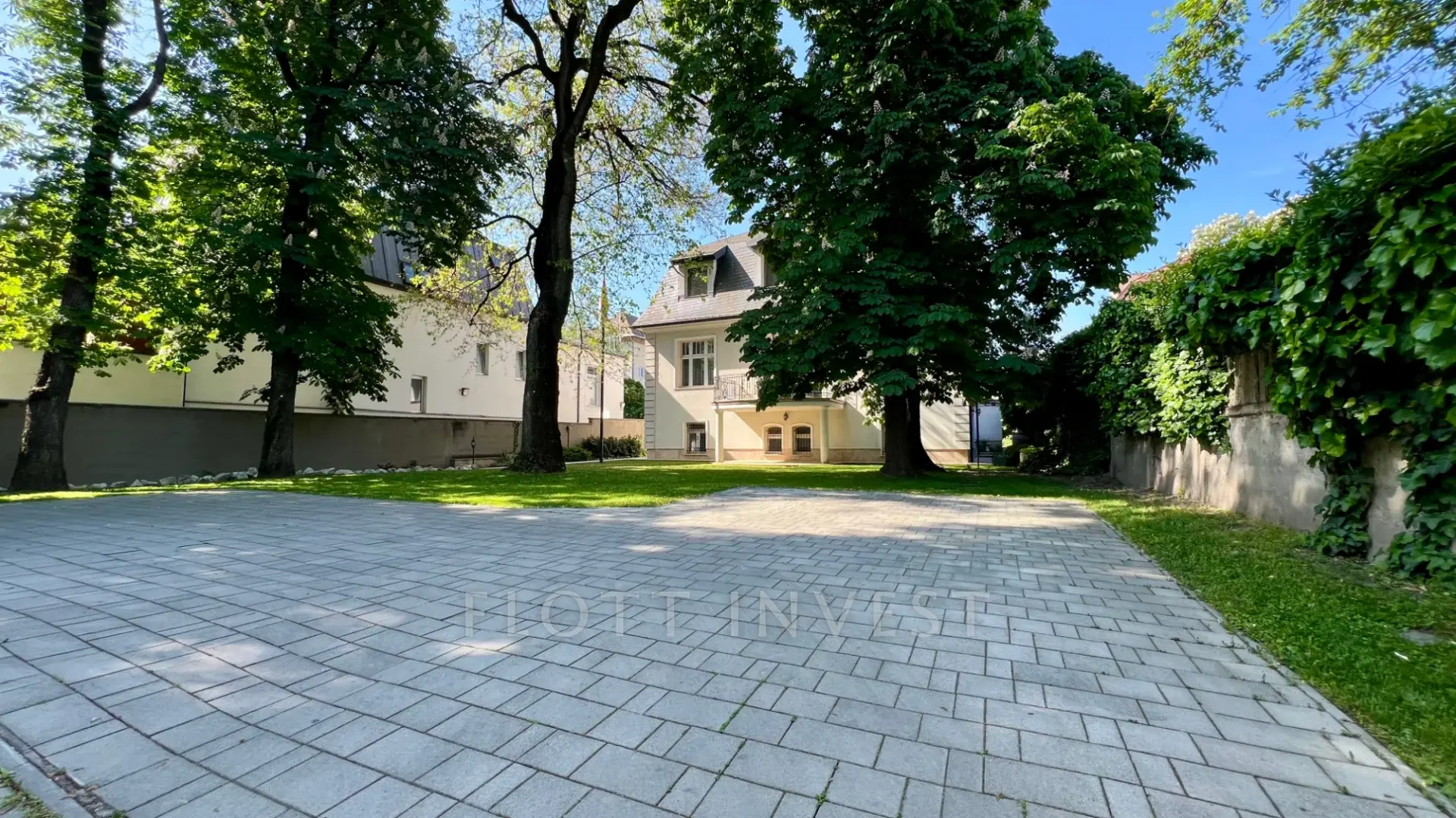 Kiadó felújított villa a Városliget közelében