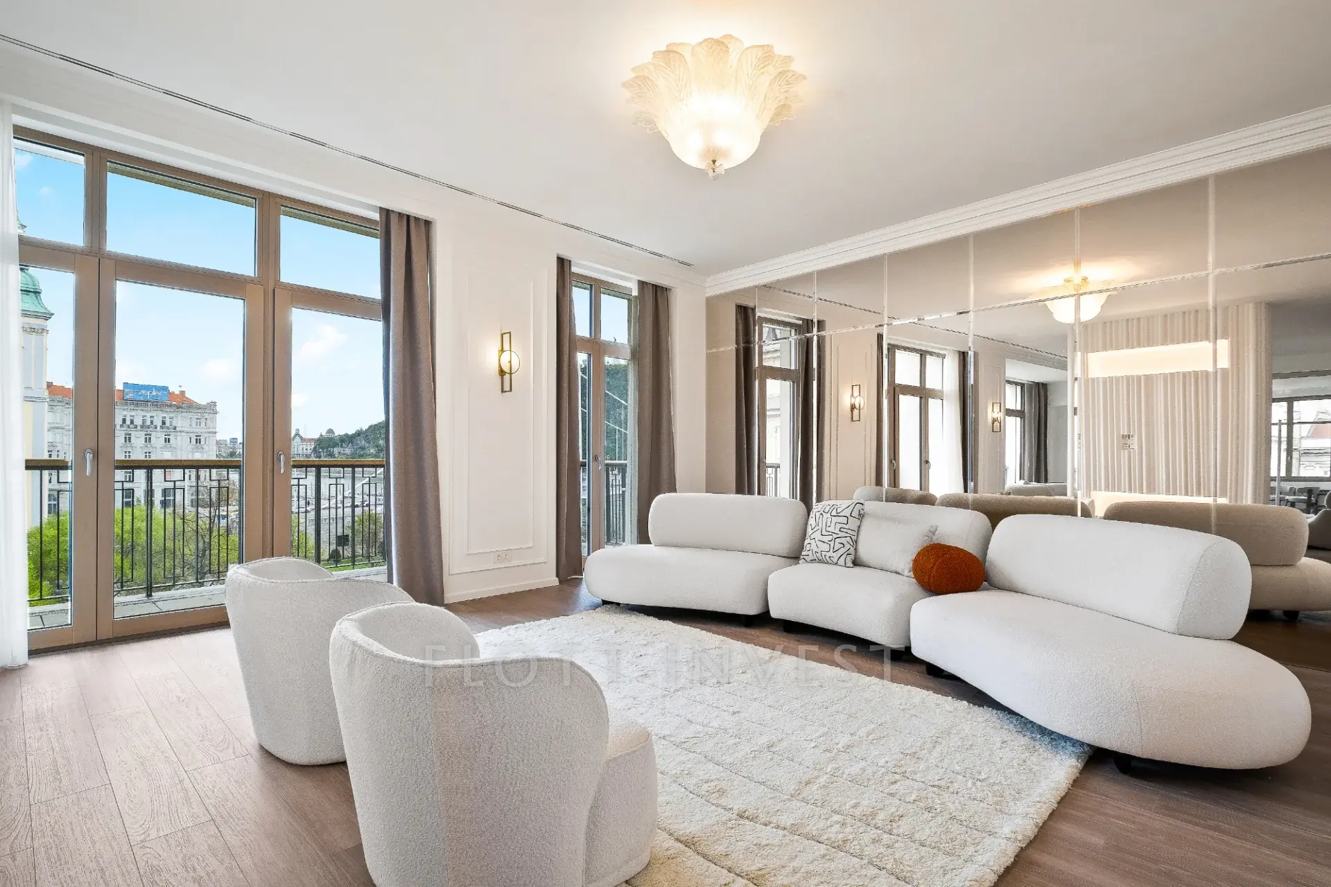 Wonderful apartment on Március 15. Square