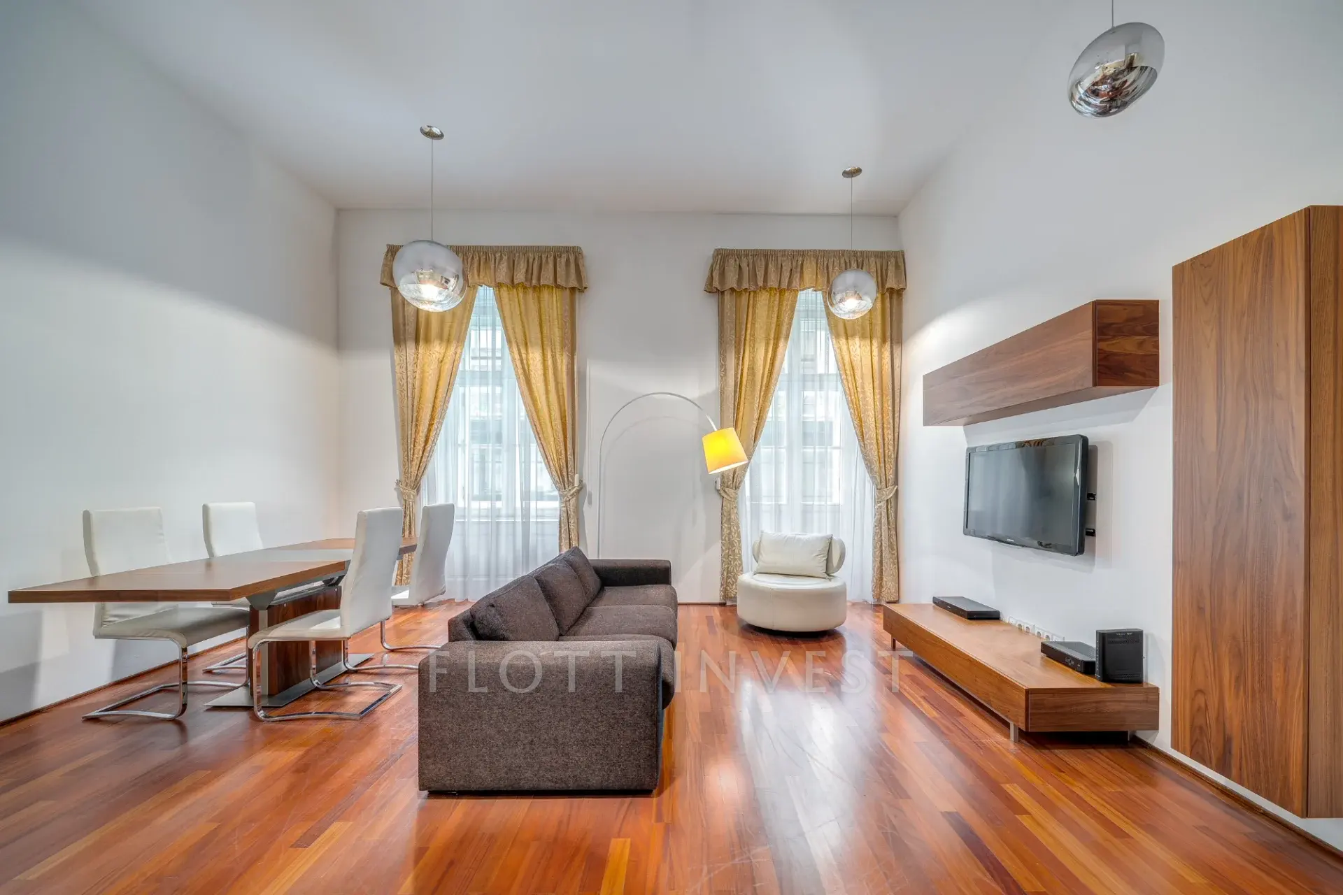 Apartment for rent in luxury surroundings near Chain Bridge