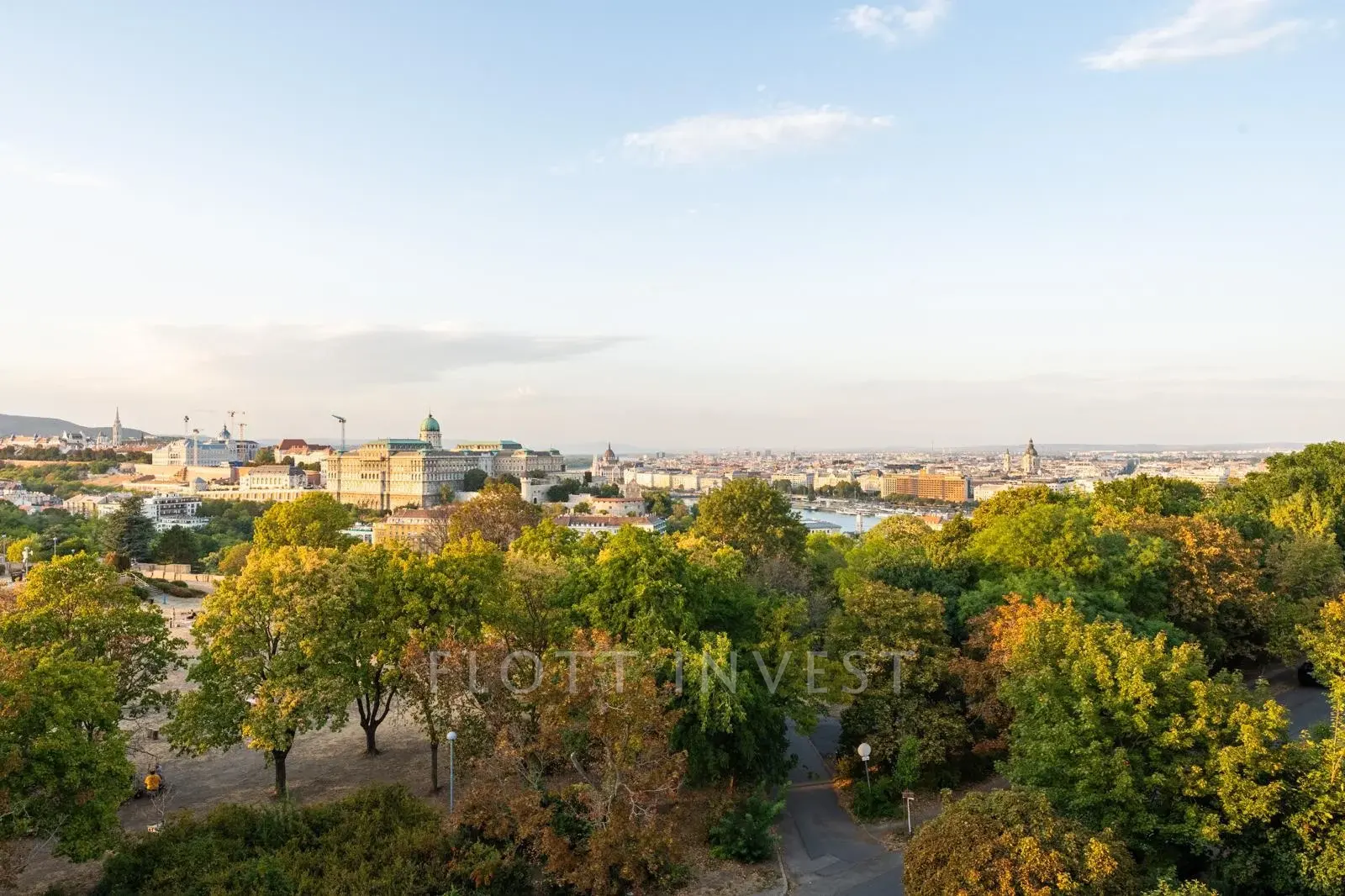 Pazar panoráma a Gellérthegyen